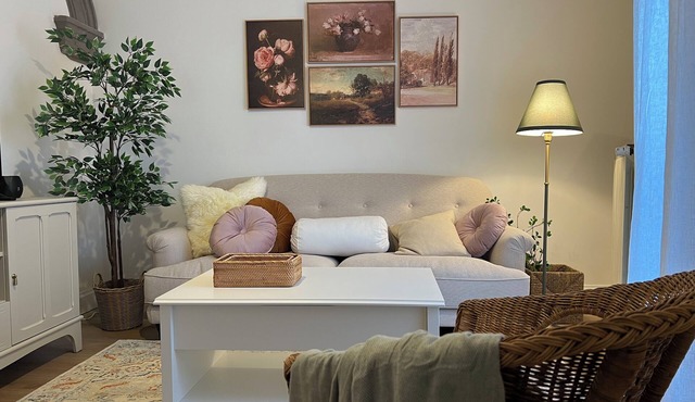 Via Guelfa, Authentic Tuscan Experience: Intimate One-Bedroom in Wine Country in Figline e Incisa Valdarno
