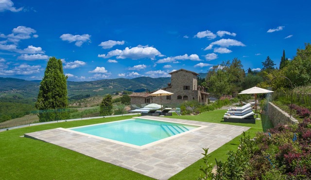 Villa Delle Donne in Chianti by Fantasia Villas in Toscana