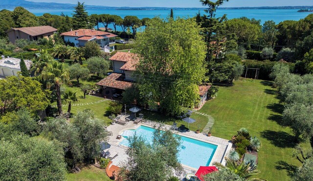 Villa El Perlè by Geco Vacation Rentals in Padenghe Sul Garda