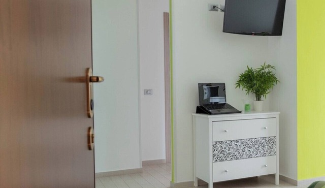 Zona Fiera Rho Però, IRCCS Ospedale Galeazzi - Sant'Ambrogio for families