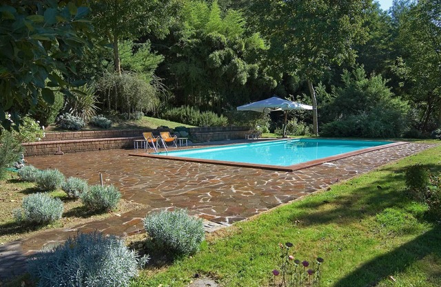Experience a breathtaking vacation in a castle, breathtaking view, restaurant in Proceno
