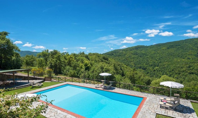 Santa Reparata Villa | 200 m² Villa ∙ 6 bedrooms ∙ 11 guests