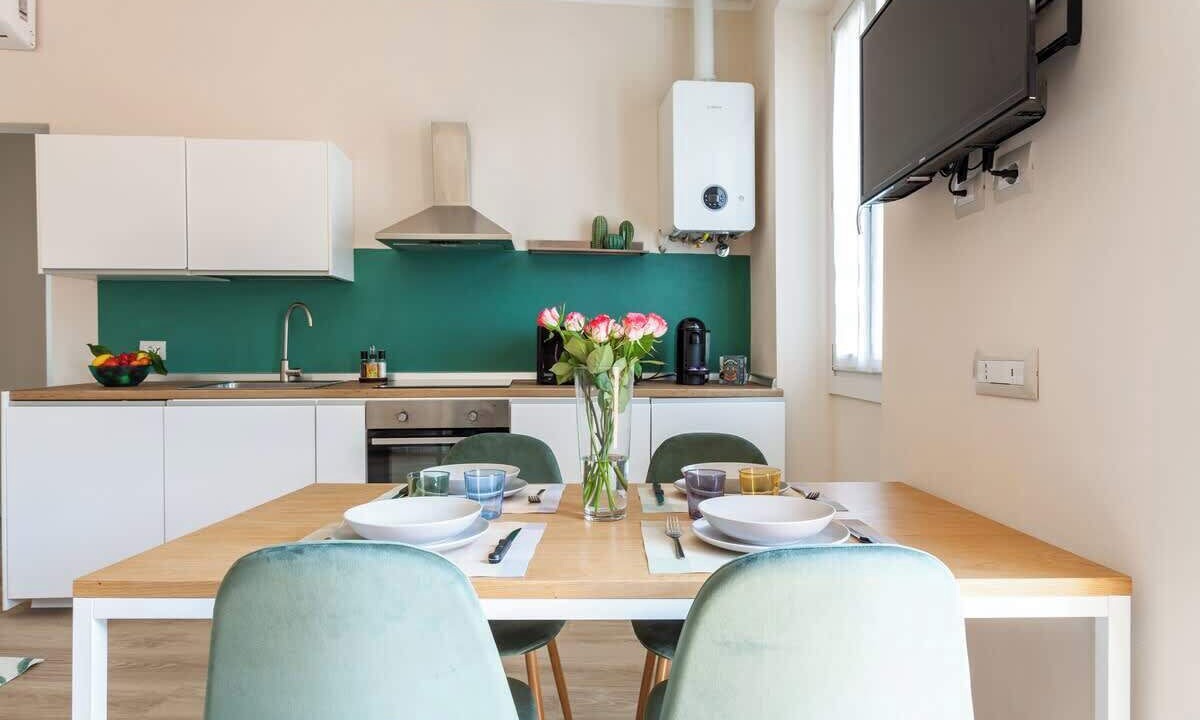 Busto Arsizio Apartment | [Relax in city center] 10 min Malpensa free park