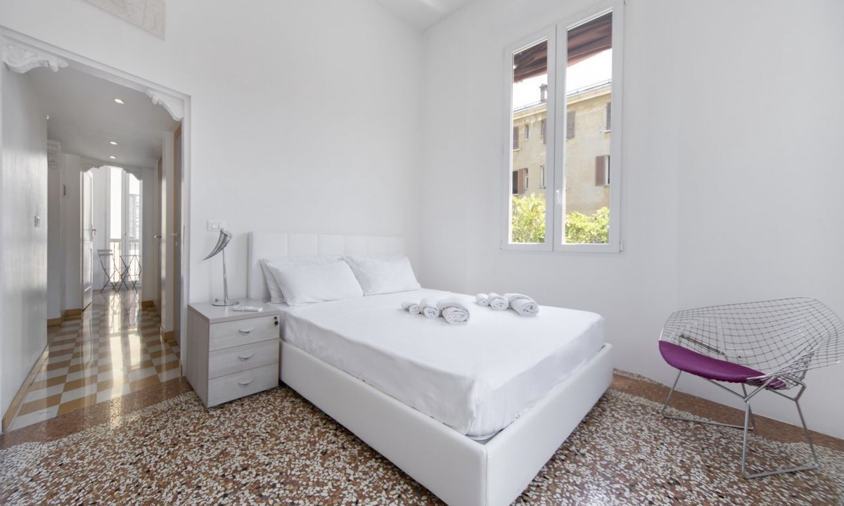 Historic Center Apartment | UR-NEST Battisti 2 Deluxe