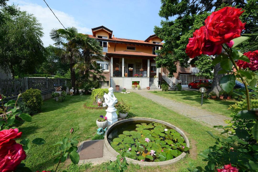 Ferno Bed & Breakfast | I Fiori di Malpensa