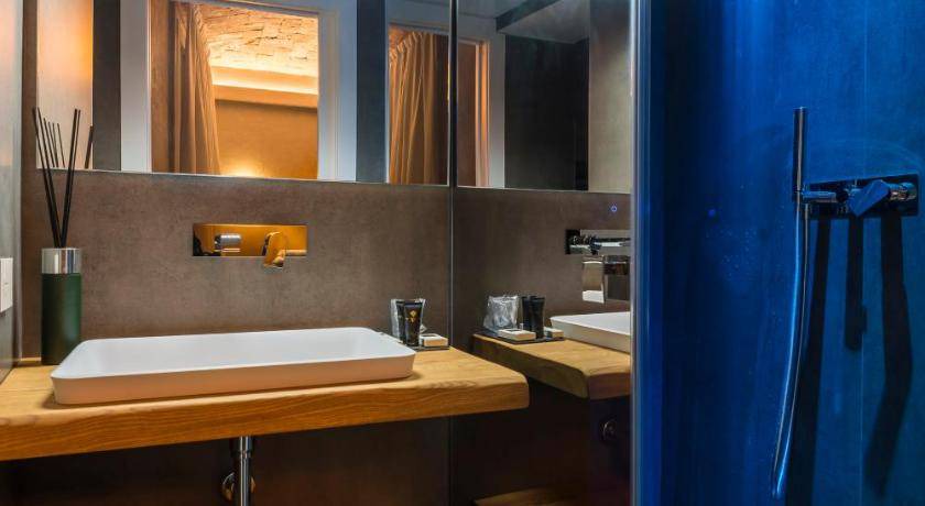 Photo of Bathroom in Old Town