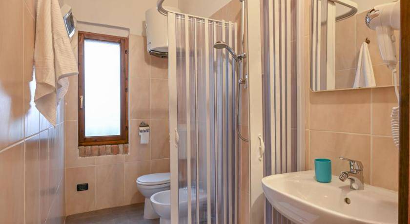 Photo of Bathroom in Sordiglio