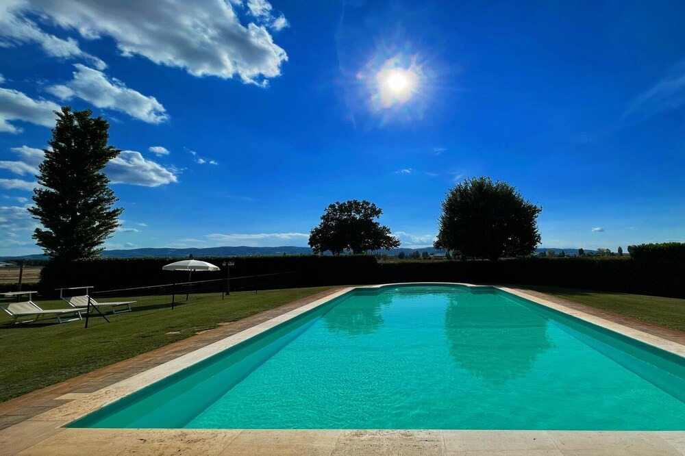 Photo of Outdoor in Limiti