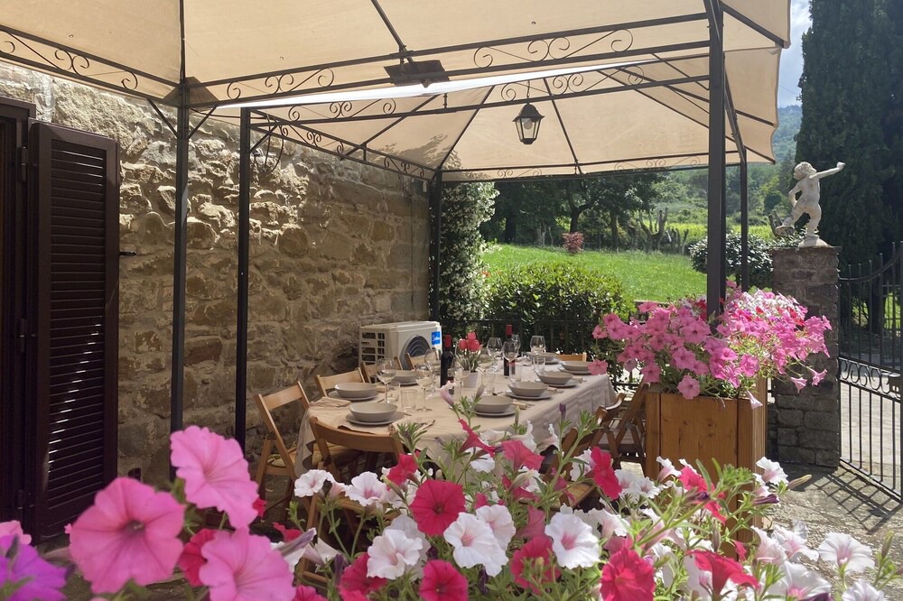 Photo of Patio Balcony in Lucolena