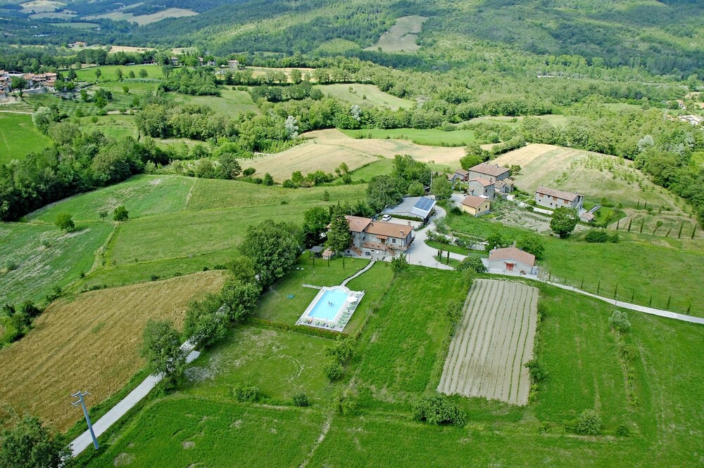 Photo of Outdoor in Caprese Michelangelo