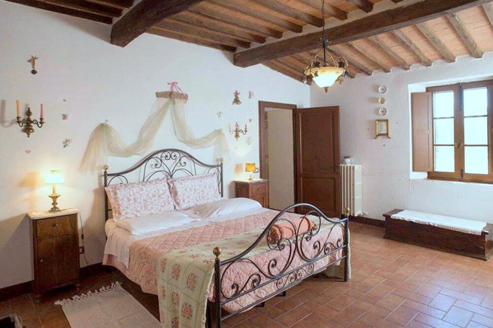 Photo of Bedroom in Asciano