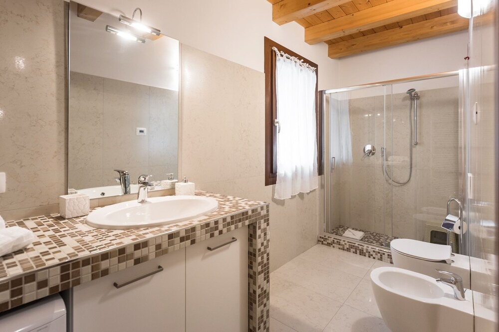 Photo of Bathroom in San Zeno