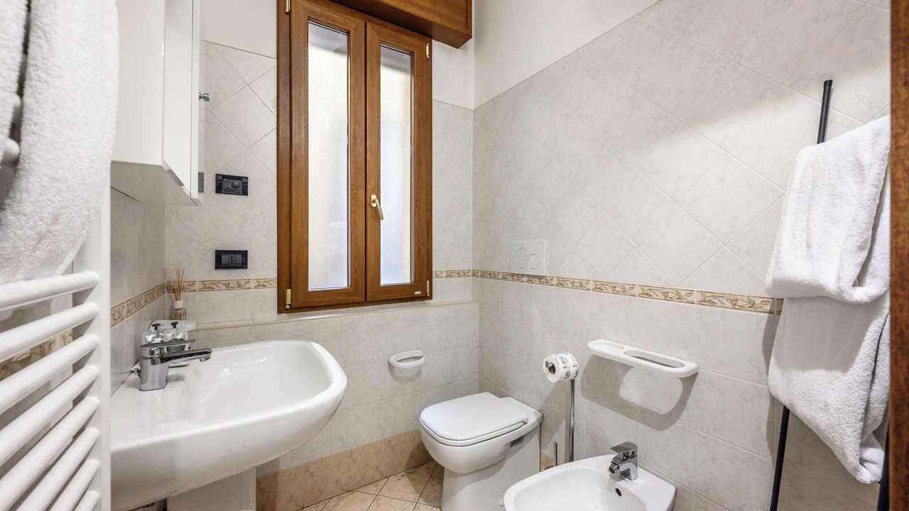 Photo of Bathroom in Old Town