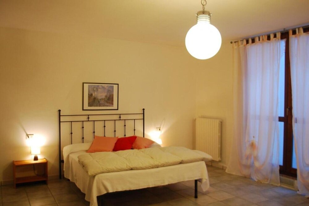 Photo of Bedroom in Prabione