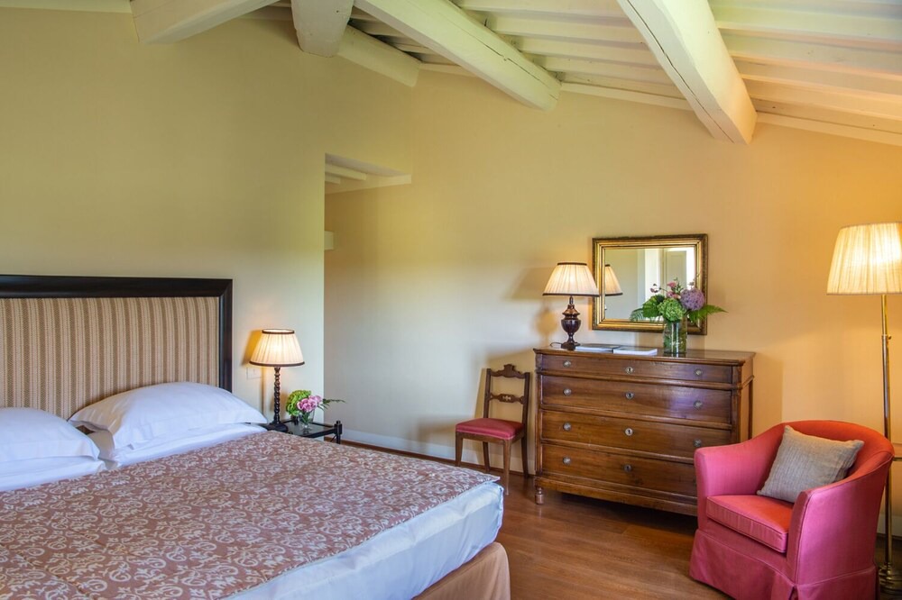 Photo of Bedroom in Loro Ciuffenna