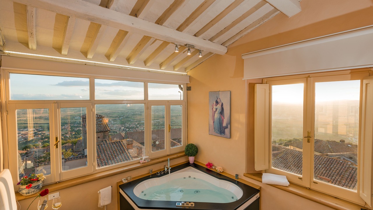 Photo of Bedroom in Cortona Old Town