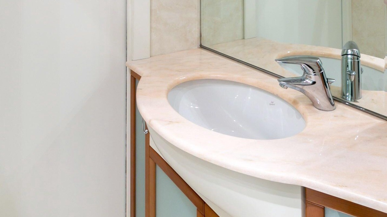 Photo of Bathroom in Faro