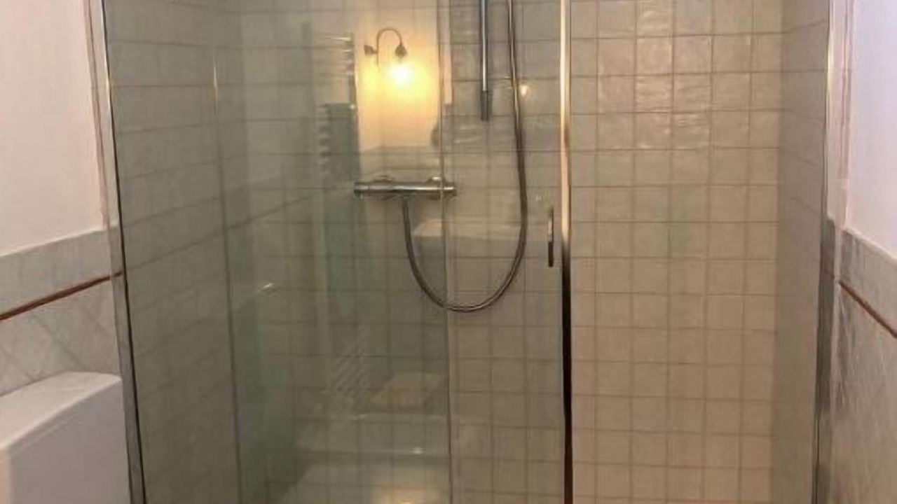 Photo of Bathroom in Mezzano