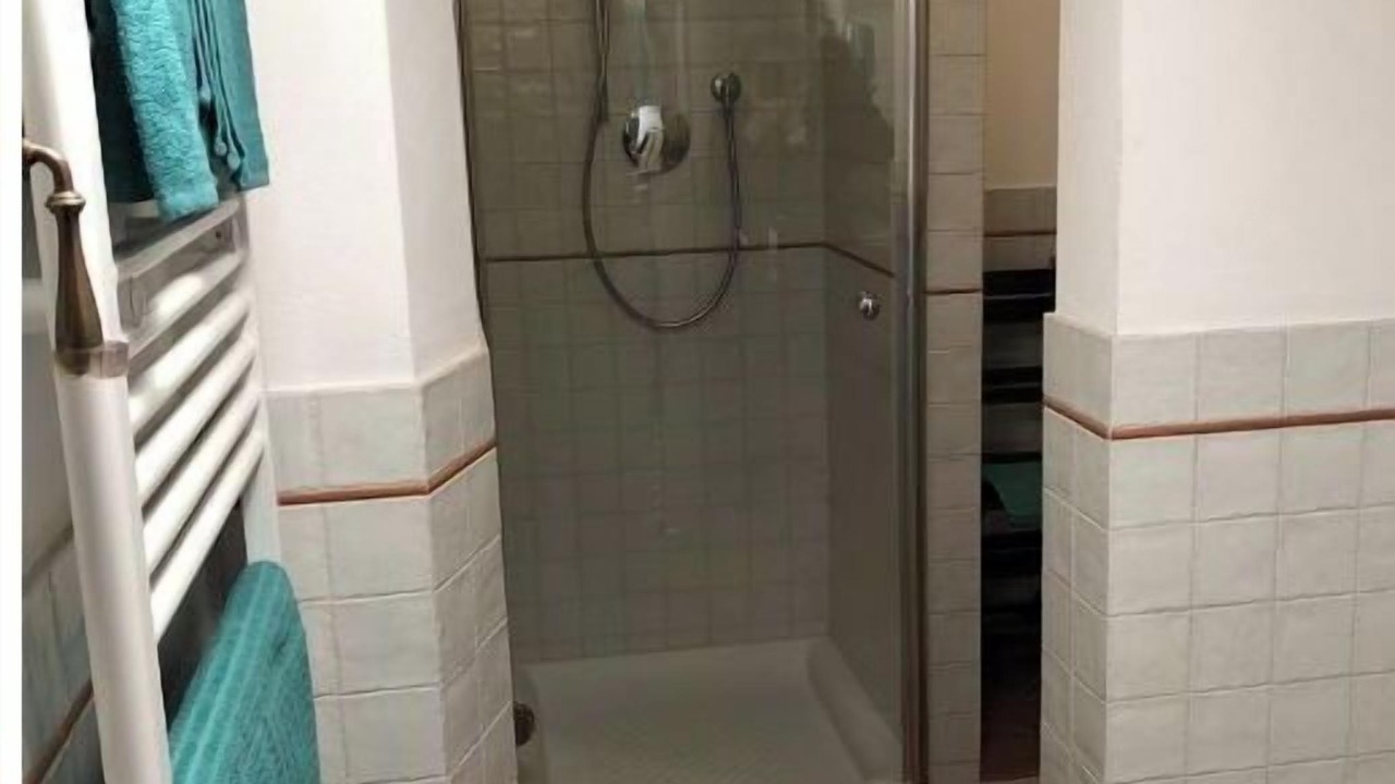 Photo of Bathroom in Mezzano
