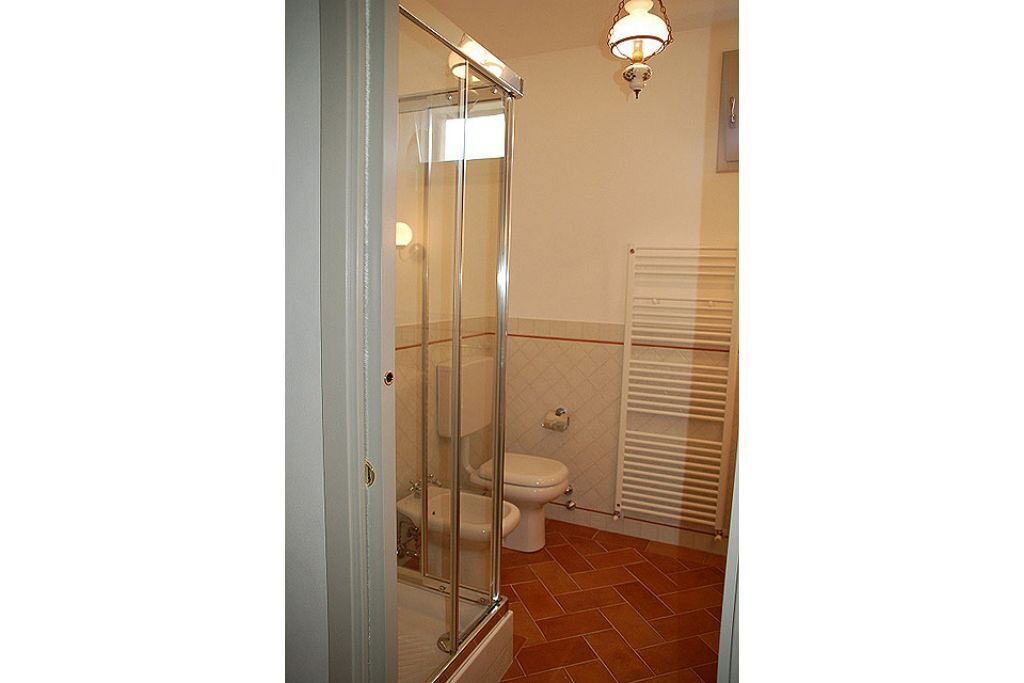 Photo of Bathroom in Mezzano