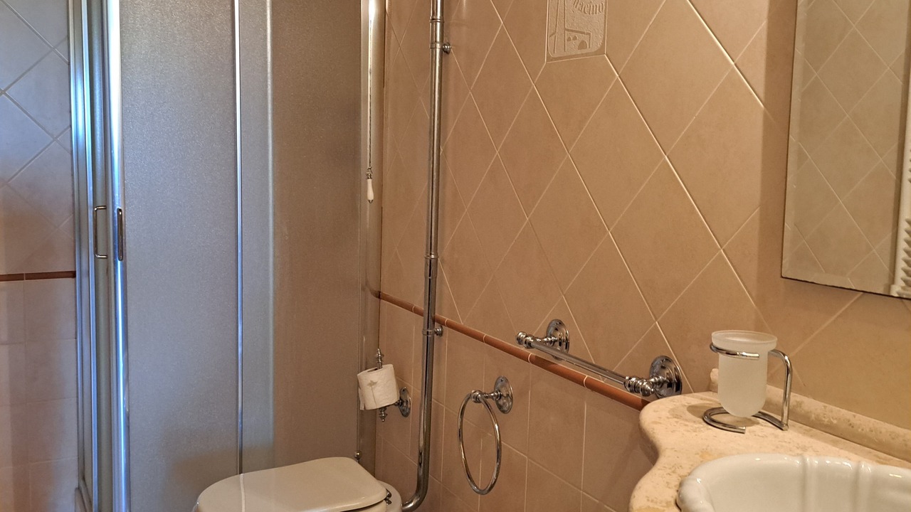 Photo of Bathroom in Asciano