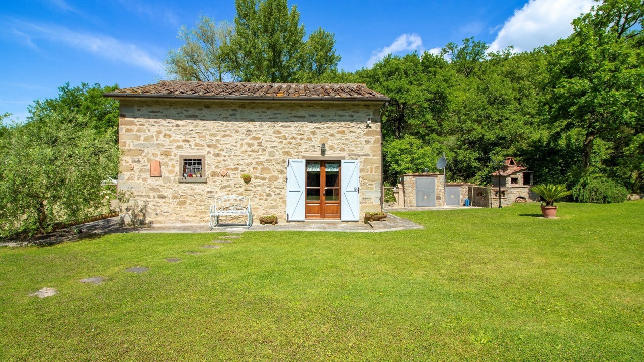Photo of Outdoor in Polvano