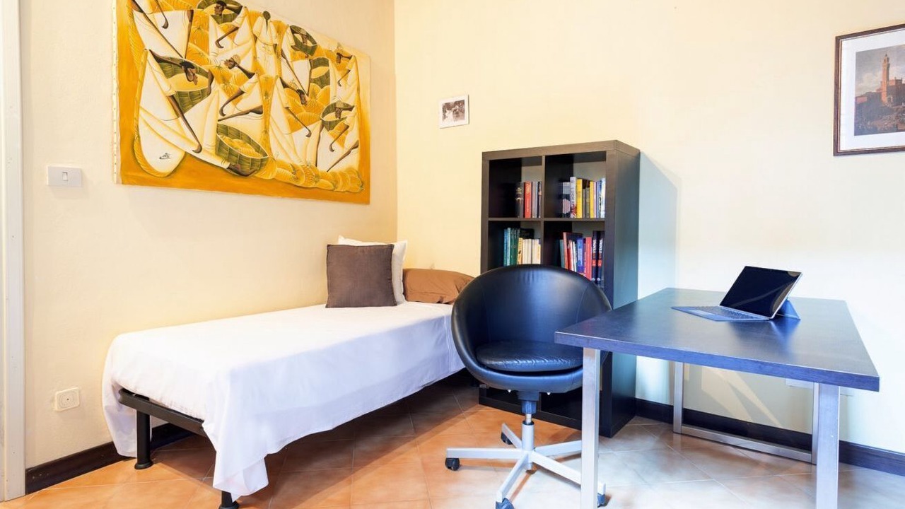 Photo of Bedroom in Ferrara Historic Centre