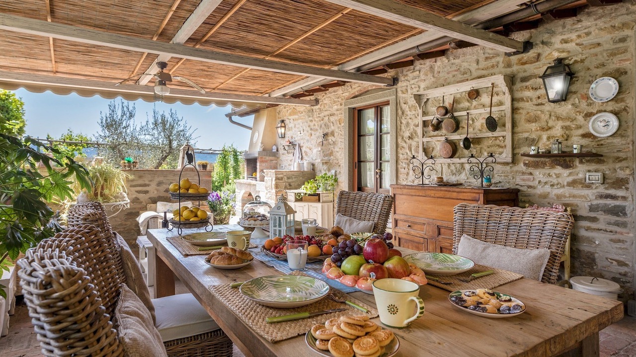 Photo of Outdoor in Camucia