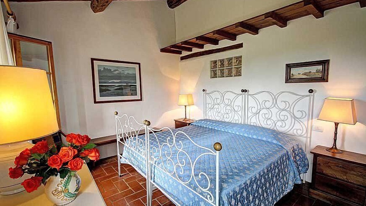 Photo of Bedroom in Barberino Val d'Elsa