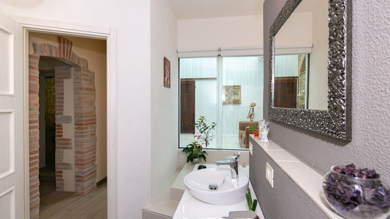 Photo of Bathroom in Montecolognola