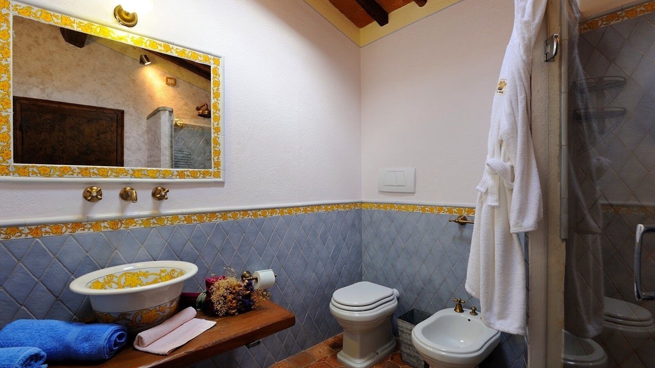 Photo of Bathroom in Bucine