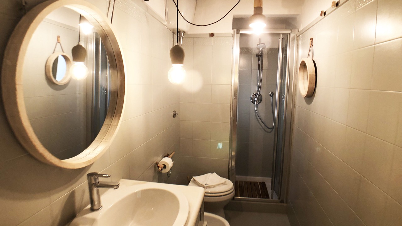 Photo of Bathroom in Oltrarno
