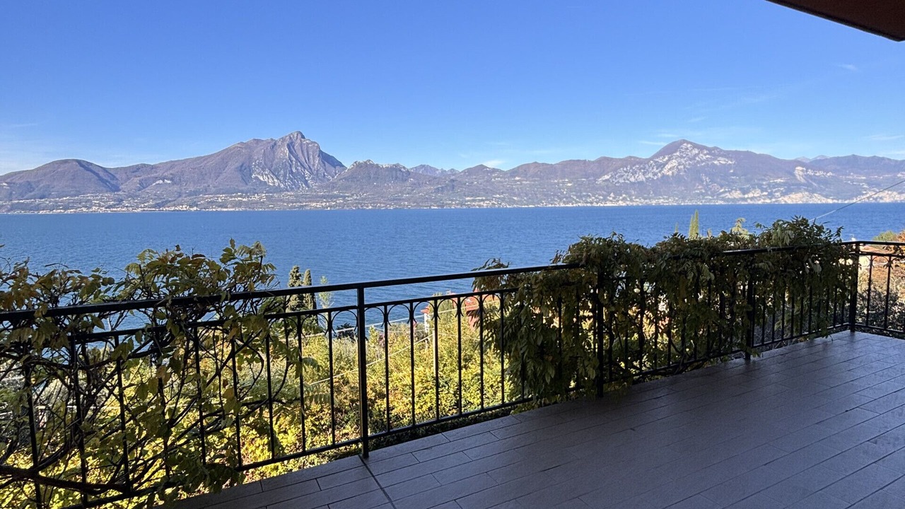 Photo of Patio Balcony in Torri del Benaco