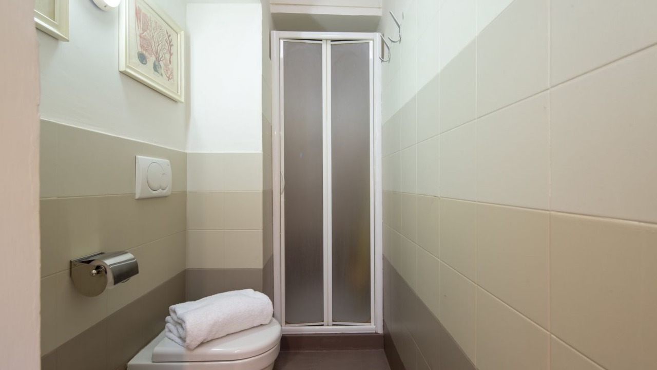 Photo of Bathroom in Oltrarno