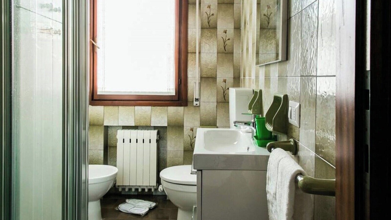 Photo of Bathroom in Zona Farini