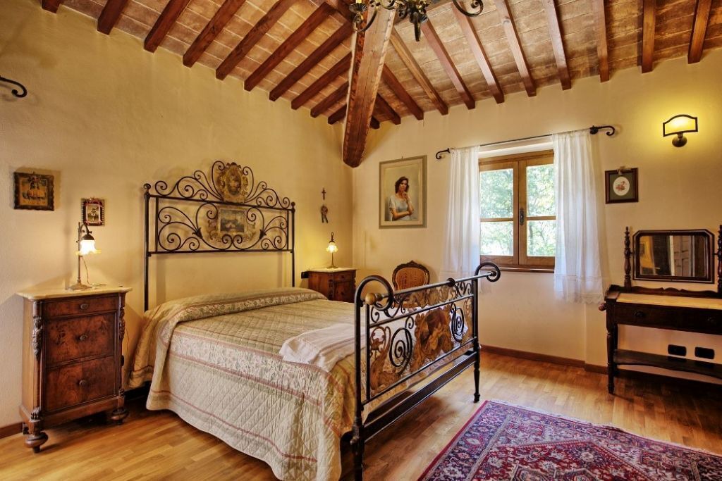 Photo of Bedroom in Arezzo