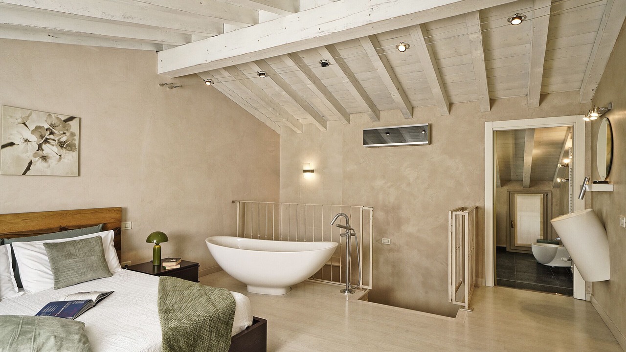 Photo of Bedroom in San Felice del Benaco