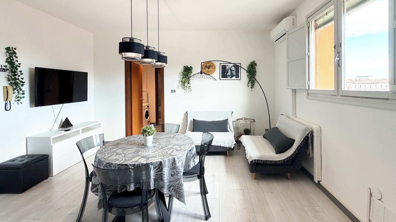 Photo of Livingroom in Saragozza-Porto