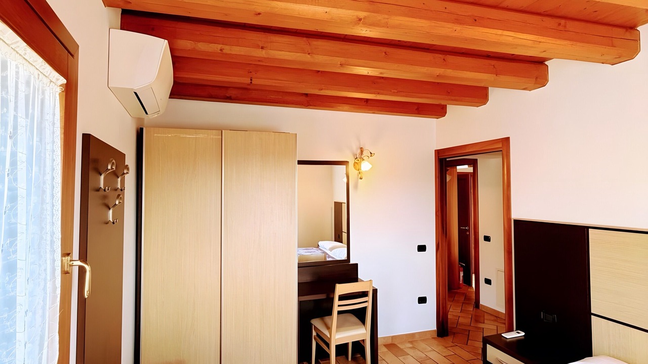 Photo of Bedroom in Zovon