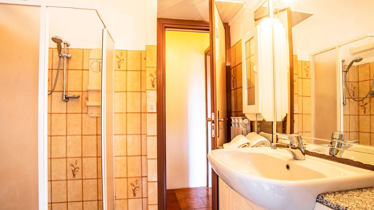 Photo of Bathroom in Lido delle Nazioni