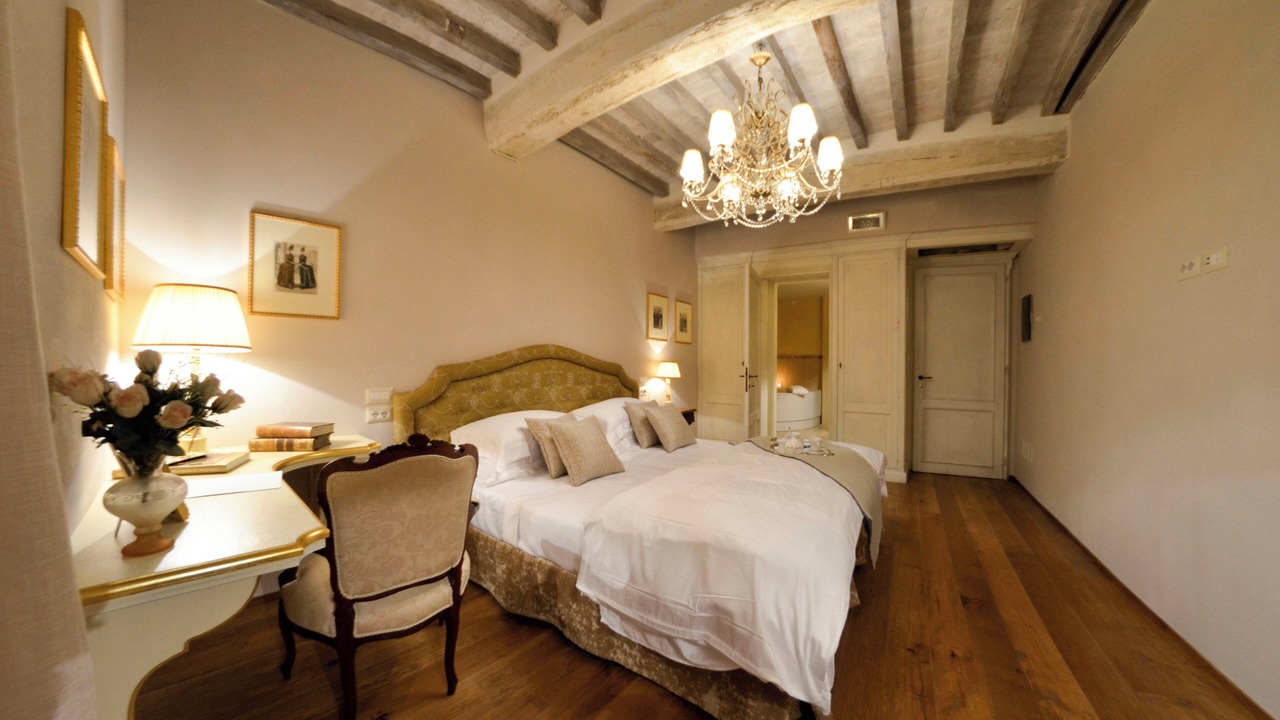 Photo of Bedroom in Cortona