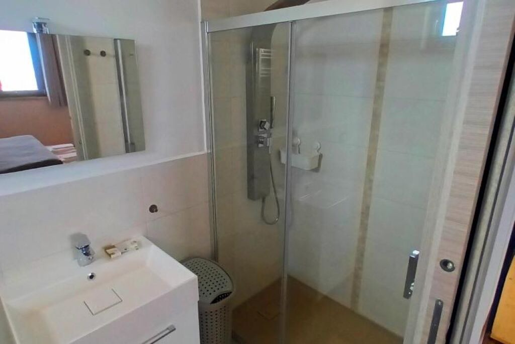 Photo of Bathroom in Cannara