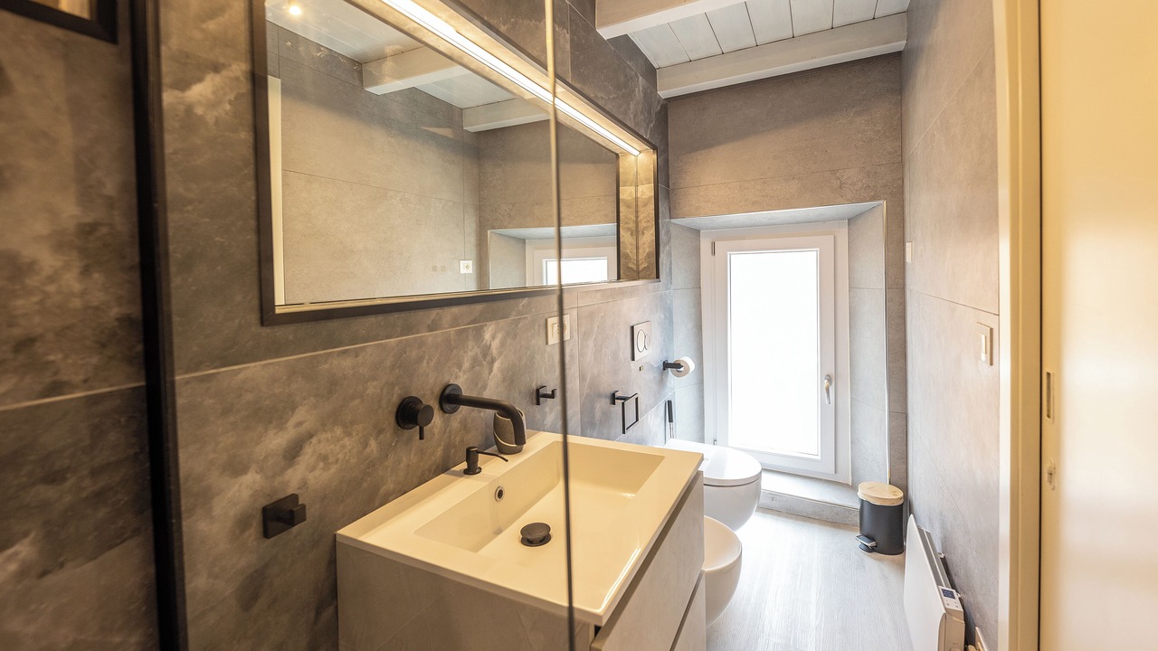Photo of Bathroom in Oltretorrente