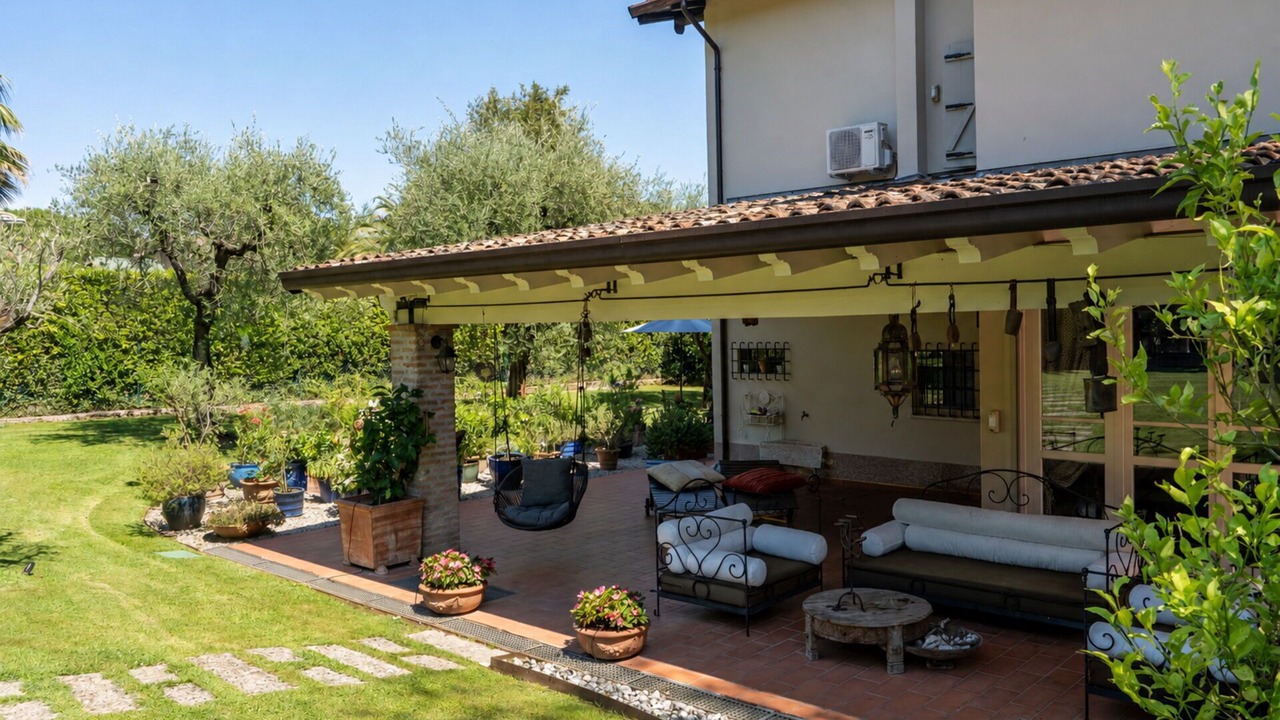 Photo of Patio Balcony in Padenghe sul Garda