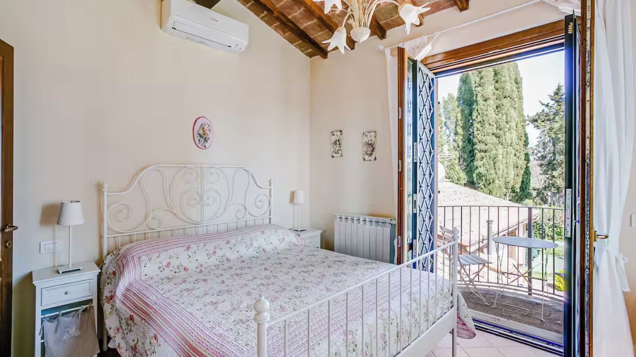 Photo of Bedroom in Montoro