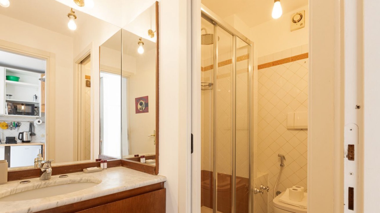 Photo of Bathroom in Zona Farini
