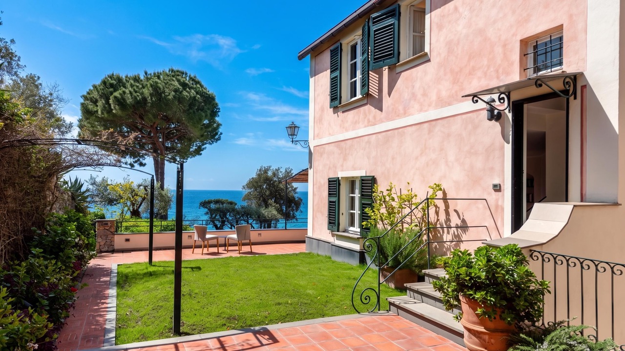 Photo of Outdoor in Recco