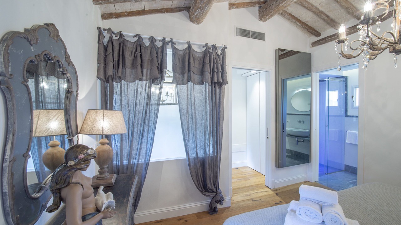Photo of Bedroom in Panzano in Chianti