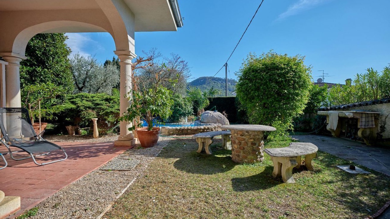 Photo of Patio Balcony in Garda