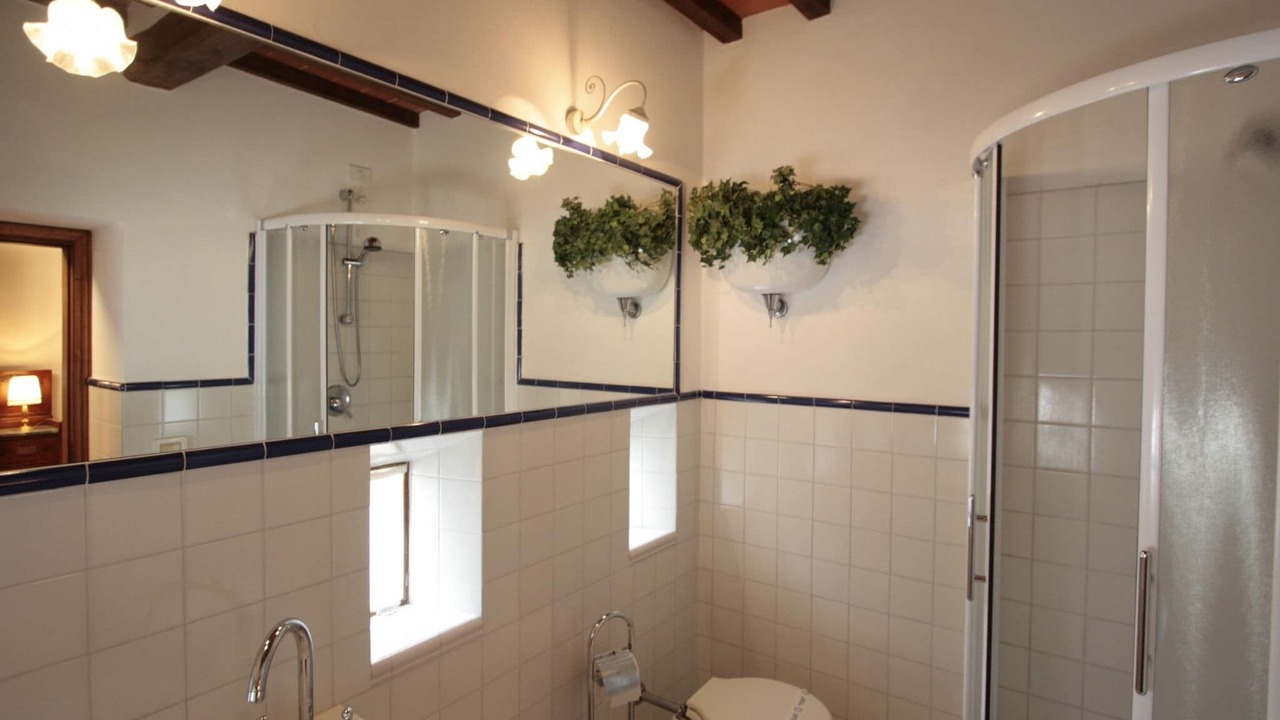 Photo of Bathroom in Cortona